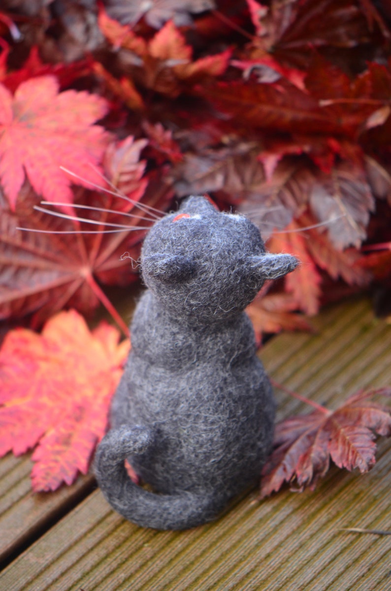 Needle felted toy Halloween Black Cat with red eyes, Small wool toy Black Cat, Handmade Wool Sculpture by Homaaxel image 10