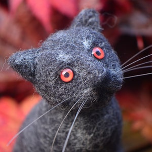 Needle felted toy Halloween Black Cat with red eyes, Small wool toy Black Cat, Handmade Wool Sculpture by Homaaxel image 9