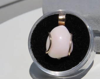14k Gold 8.85 ct GIA Certified Caribbean Queen Conch Pearl Pendant 100% Natural Conch Pearl