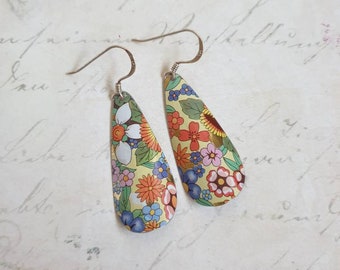 1970s Floral Vintage Tin Earrings - Upcycled Jewellery - Gifts Under 30 - Daher - 10th Anniversary - Valentine's Day Gift - Mother's Day