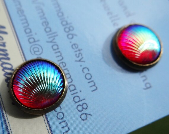 Dark Red AB Clamshell Stud Earrings Studs Mermaid Tiny Little Clam Shell Seashell Tail Scale Scales Iridescent Earring Aura Aurora Borealis
