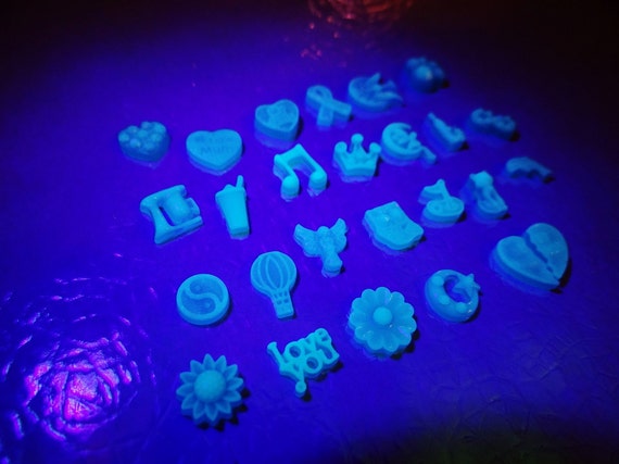 YOU CHOOSE Glow In The Dark Floating Locket Charm Charms Living Memory Memories Memorial Glow-in-the-dark Luminous Luminescent UV