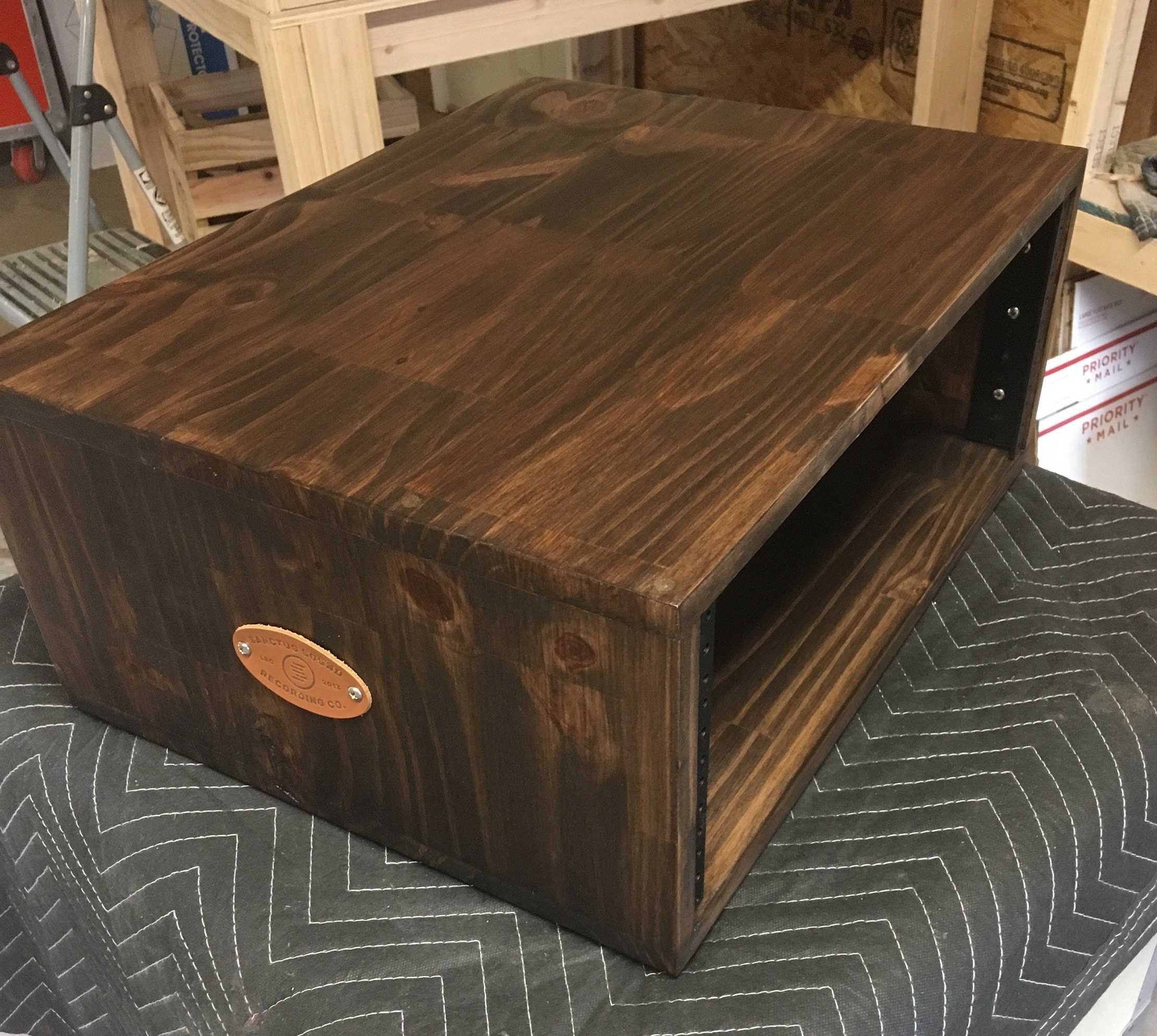 Desktop Studio Rack 16 Deep 4u Kona