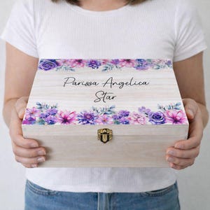 Blumen Erinnerungsbox, Erinnerungsbox, personalisierte gravierte Erinnerungsbox, Baby Mädchen, Neugeborenen Geschenk, Hochzeitsbox