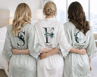 Bride Robe, Bride Dressing Gown, Bridesmaid Robe, Initial Robe, Bride to be, Wedding Party, Wedding Robe, Greenery
