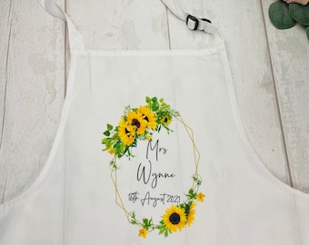 Bride Apron, Wedding Apron, Personalised Apron, Flower Girl, Bridesmaid Apron, Wedding Cover Up, Cooking Apron, Bride Bib, Bridal Bib