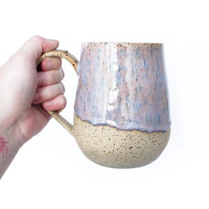 Rosa Donut Sprinkle Keramik Tasse: Handgemachte Steinzeug Kaffeetasse