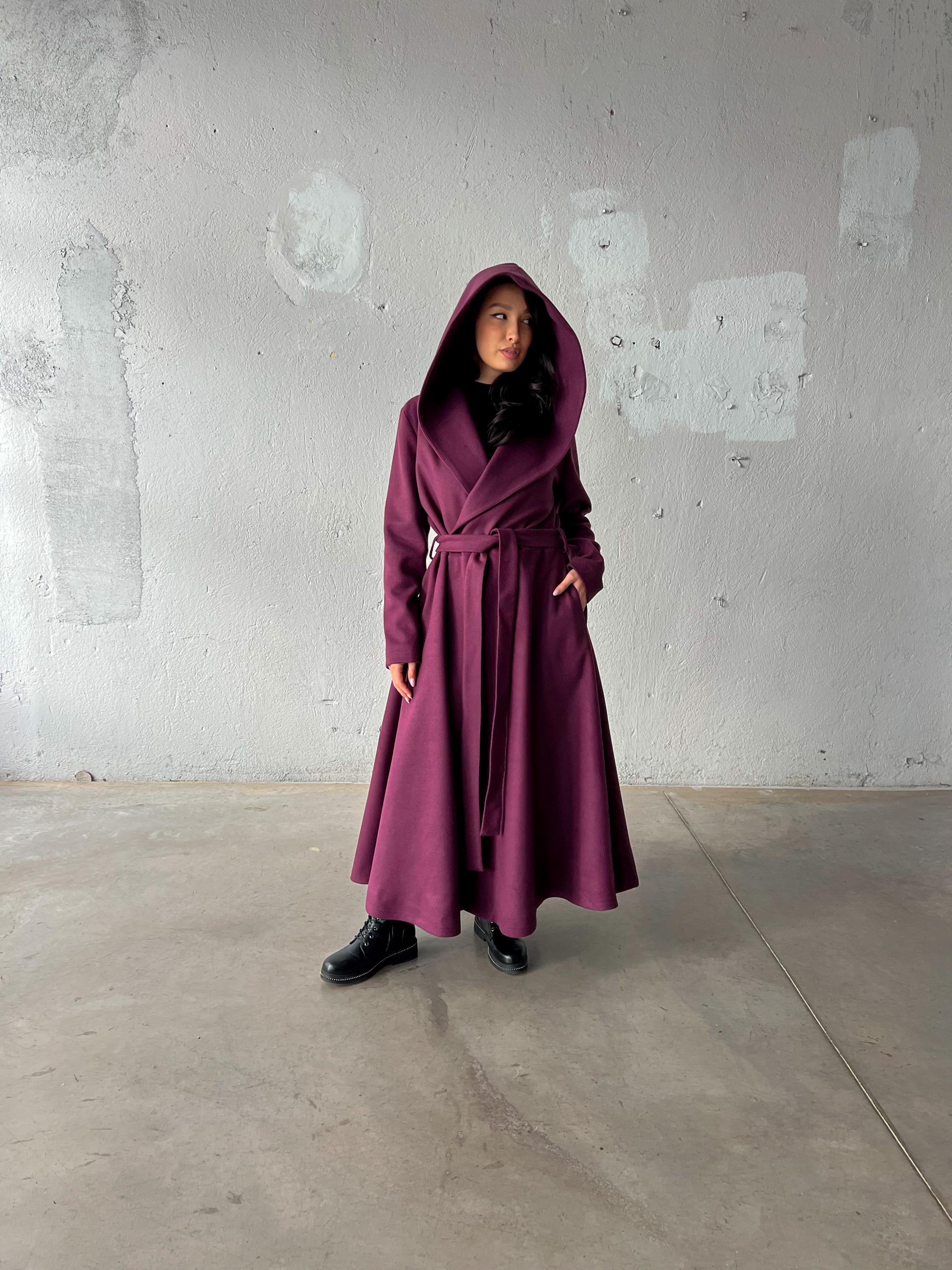 ロングフードコート、冬用プリンセスコート、バーガンディビクトリアン