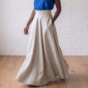 Timeless, effortless, and beautifully crafted — this floor-length linen maxi skirt combines everyday comfort with understated elegance. Featuring practical side pockets and a hidden zipper closure, it’s designed for both ease and sophistication. 



Each piece is handmade to order in our atelier, ensuring thoughtful craftsmanship and attention to detail from start to finish.
