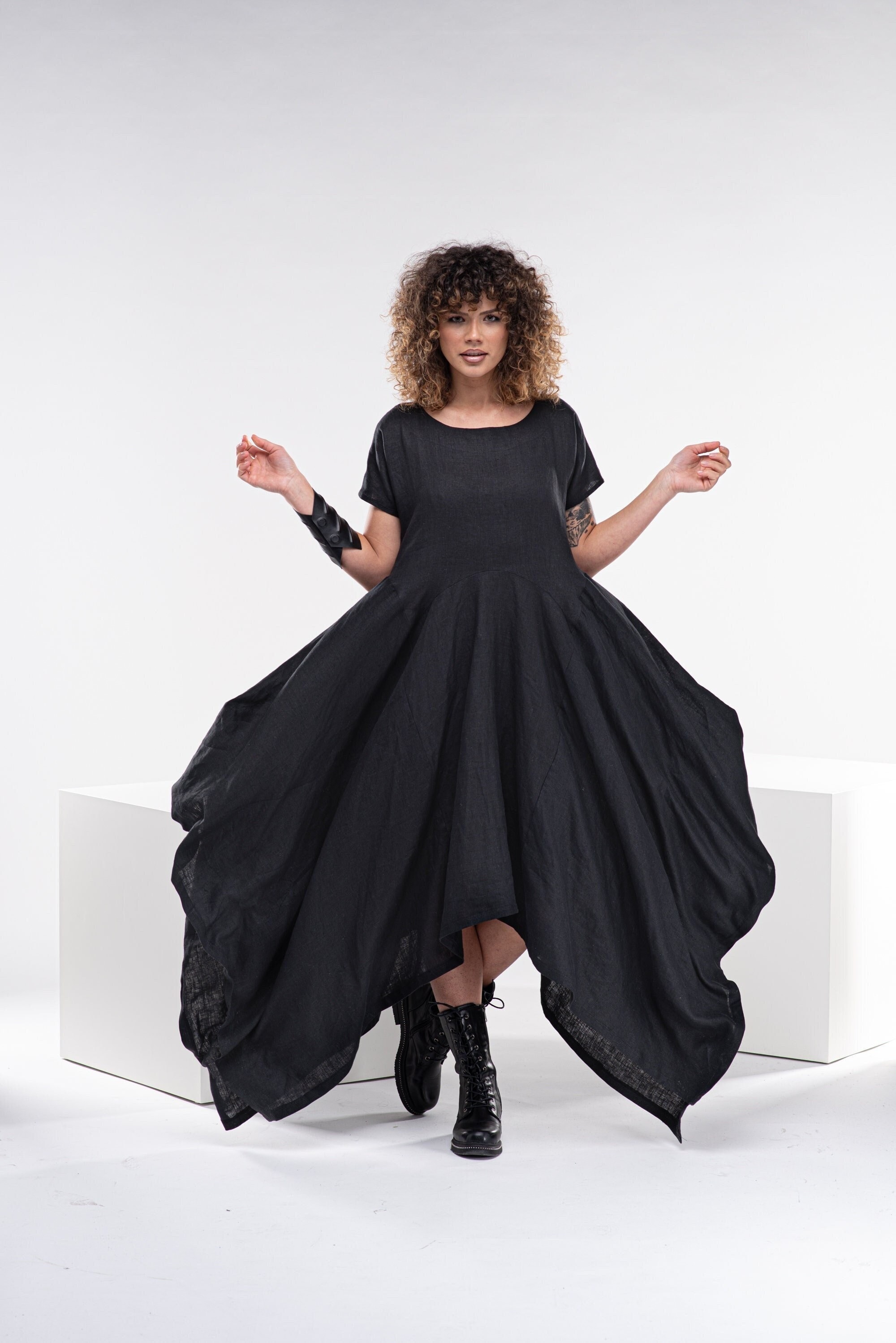 angie boho dress Floral Maxi – Threads Boutique Ready, set, strike a The border showcases small Size:18-24MON SCH003764_BL_XXXL