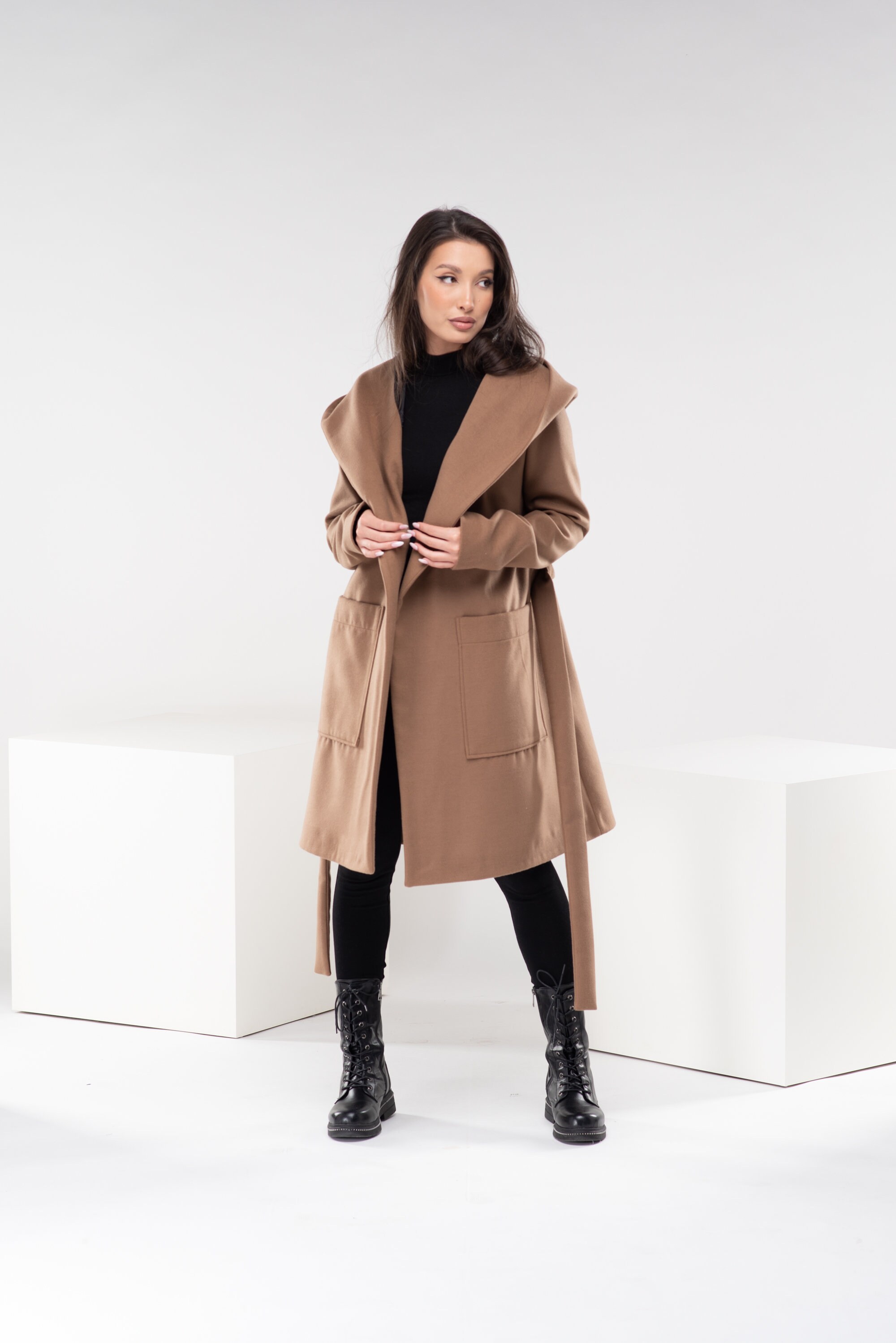 Mitzie - Trenchcoat met Capuchon – Lucies Boutique