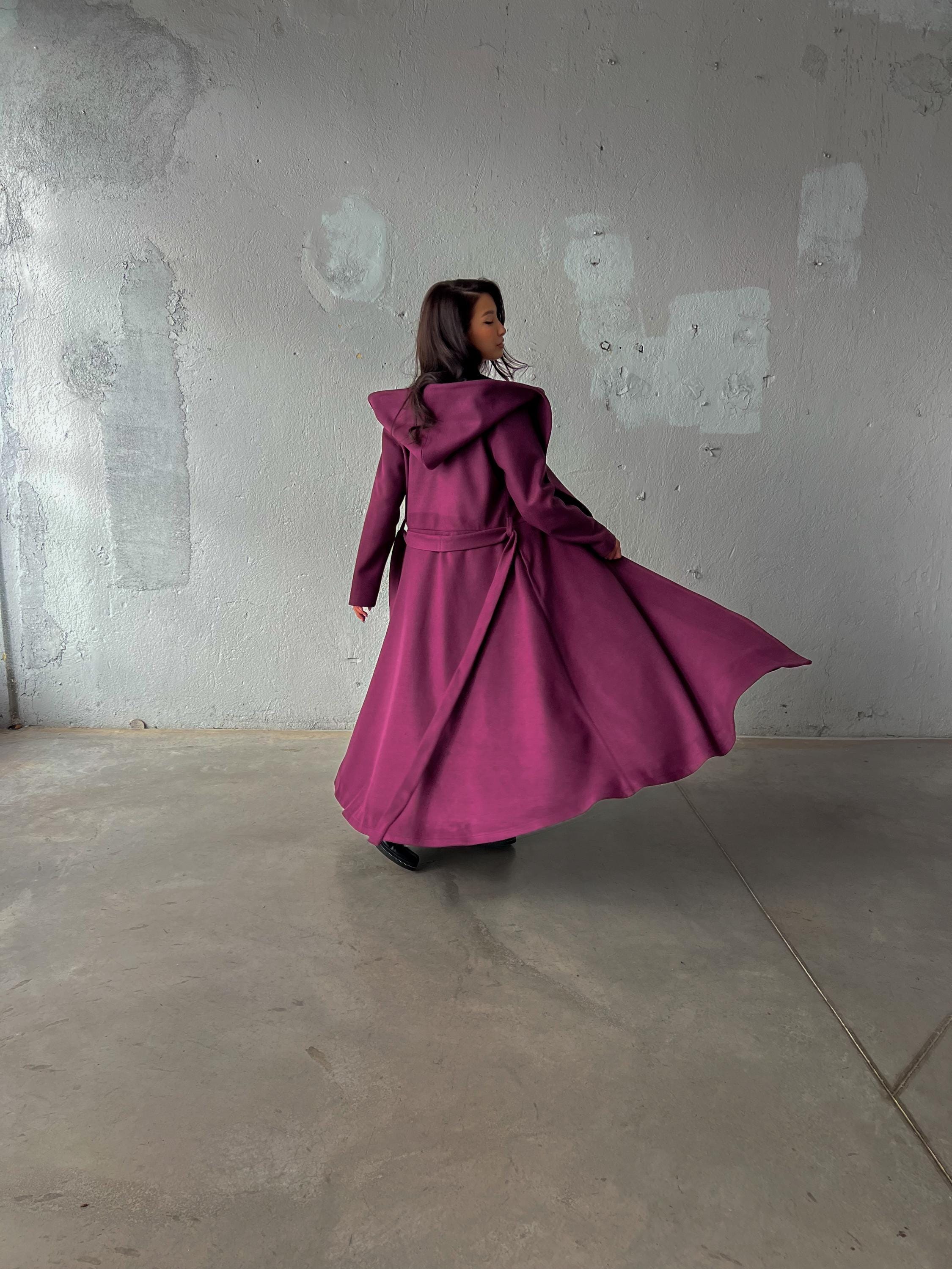 ロングフードコート、冬用プリンセスコート、バーガンディビクトリアン