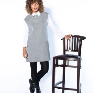Chaleco de suéter de lana para mujer, suéter de punto suelto sin mangas, top de túnica de talla grande, chaleco Steampunk imagen 3
