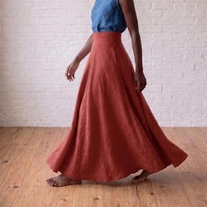 Timeless, effortless, and beautifully crafted — this floor-length linen maxi skirt combines everyday comfort with understated elegance. Featuring practical side pockets and a hidden zipper closure, it’s designed for both ease and sophistication. 

Each piece is handmade to order in our atelier, ensuring thoughtful craftsmanship and attention to detail from start to finish.
