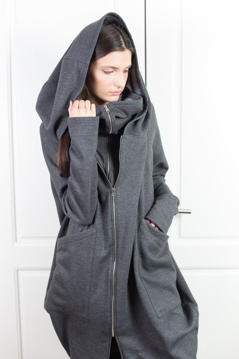 Übergroßer Hoodie, Cyberpunk Hoodie, asymmetrischer Baumwollmantel, Cyberpunk-Kleidung für Frauen Bild 1