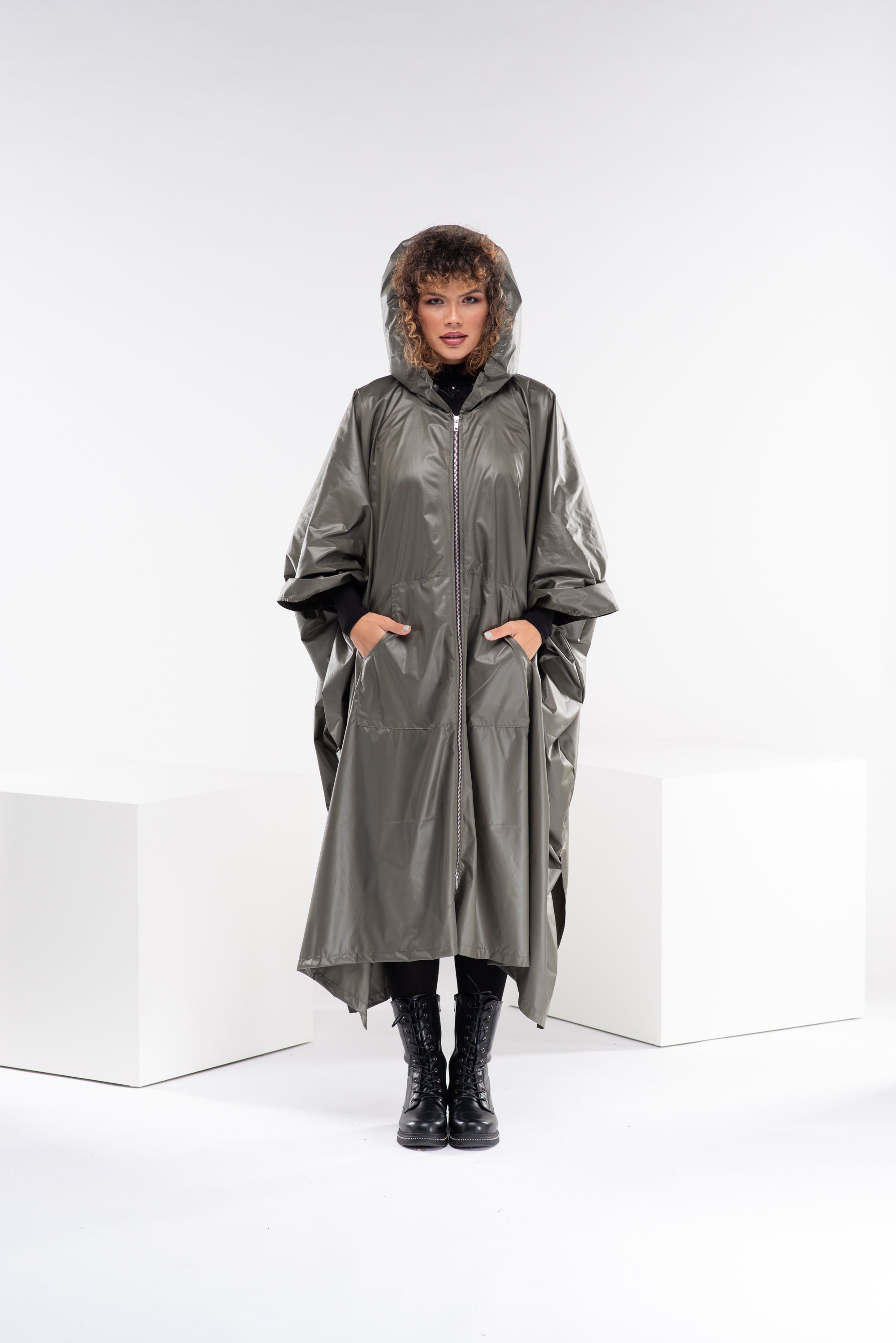【美品】RAINMAKER- SHADOWSTRIPE HOODEDCOAT Rain Cyberpunk Jacket, Asymmetrical Oversized Raincoat