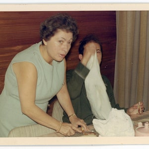 Vintage photo &#39;Tartines/Eye&#39; vernacular snapshot couple man woman sandwiches, moment 60s