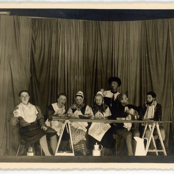 Vintabe photo 'Tableau' theater scene play, actors costume stage, original vintage photograph