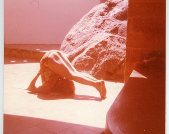 Vintage Foto 'Übung/Sonne' Yoga Übung Frau Dame, Badeanzug Sommer, Beine, Urlaub, Momentaufnahme, Original Fotodruck