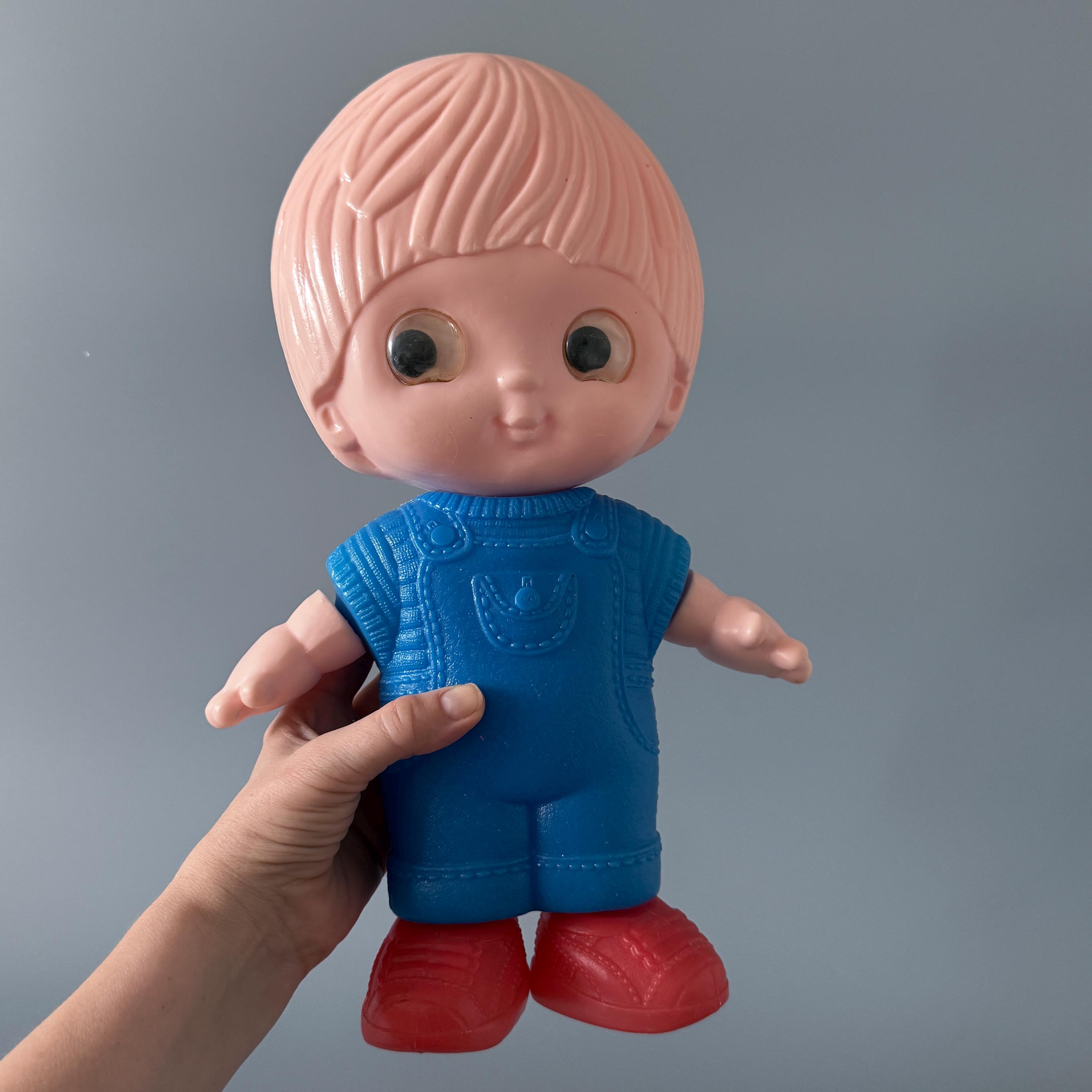 ヴィンテージ ソビエト製プラスチック人形 – 1980年代 ソ連の子供の