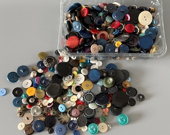 Vintage Mixed Buttons Lot – Assorted Sewing Buttons – Retro Craft Supplies – Soviet Era Buttons