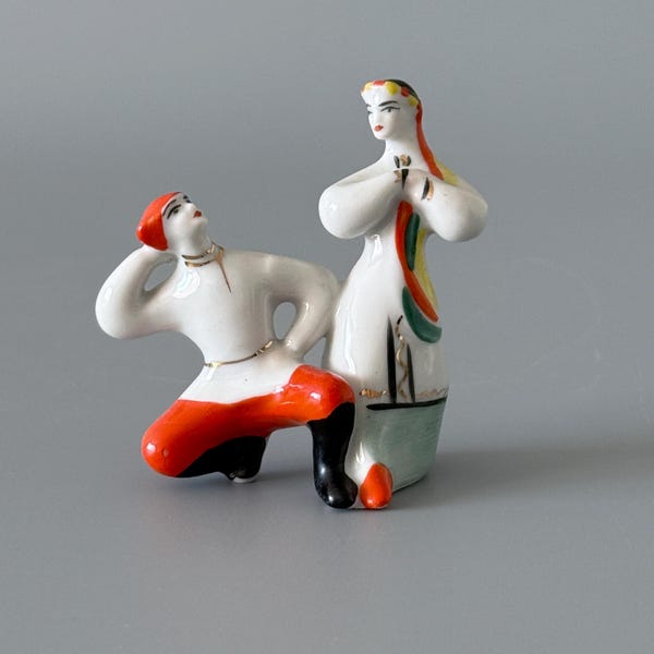 Ukrainian vintage ceramic figurine, dancing boy and girl, Ukrainian ceramics, collectibles, desk shelf home decor, Soviet era