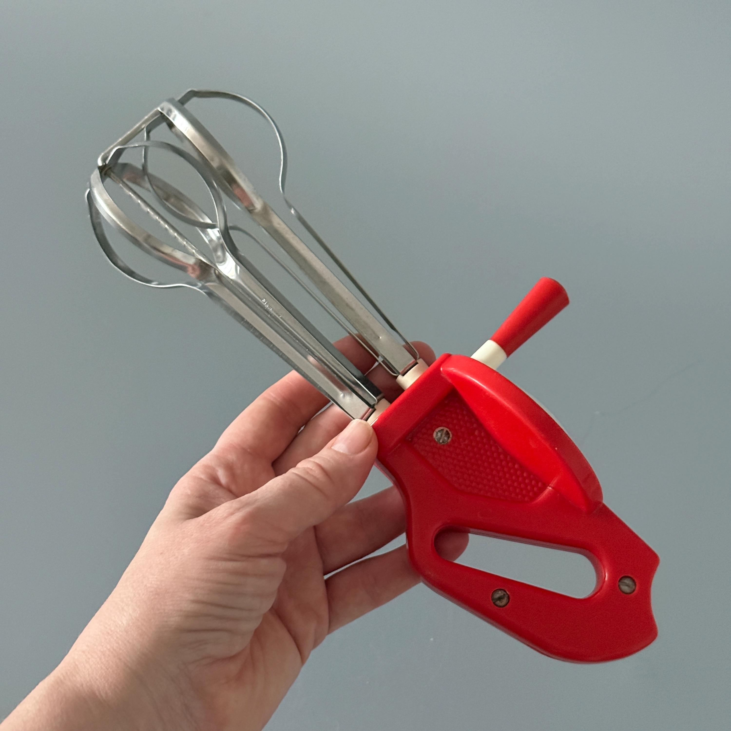 ビンテージの卵泡立て器、ソビエト時代のビンテージハンドミキサー