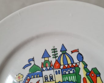 ロシアの装飾皿セット　3枚セット ヴィンテージ ソビエト 子供用皿 プリンセス 白鳥柄、磁器 ソ連製