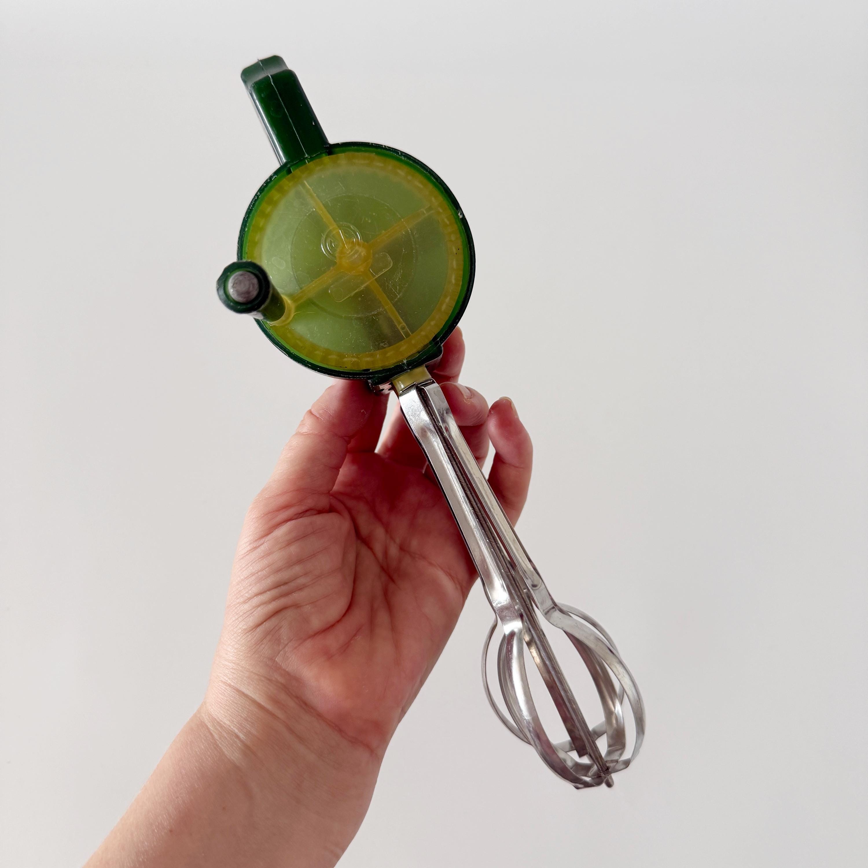 ビンテージの卵泡立て器、ソビエト時代のビンテージハンドミキサー