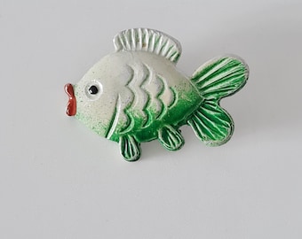 Sovjetisk vintage nål. Fisk, samlarmärke, Sovjetunionens metallnål, sagomärke