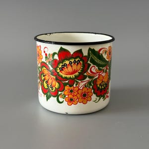 Soviet vintage 1 liter mug, White enamel mug with floral pattern, Large mug with black rim, USSR enamelware, Soviet era