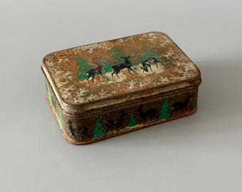 Boîte métallique soviétique vintage rouillée avec un joli cerf - Récipient en métal soviétique des années 1960