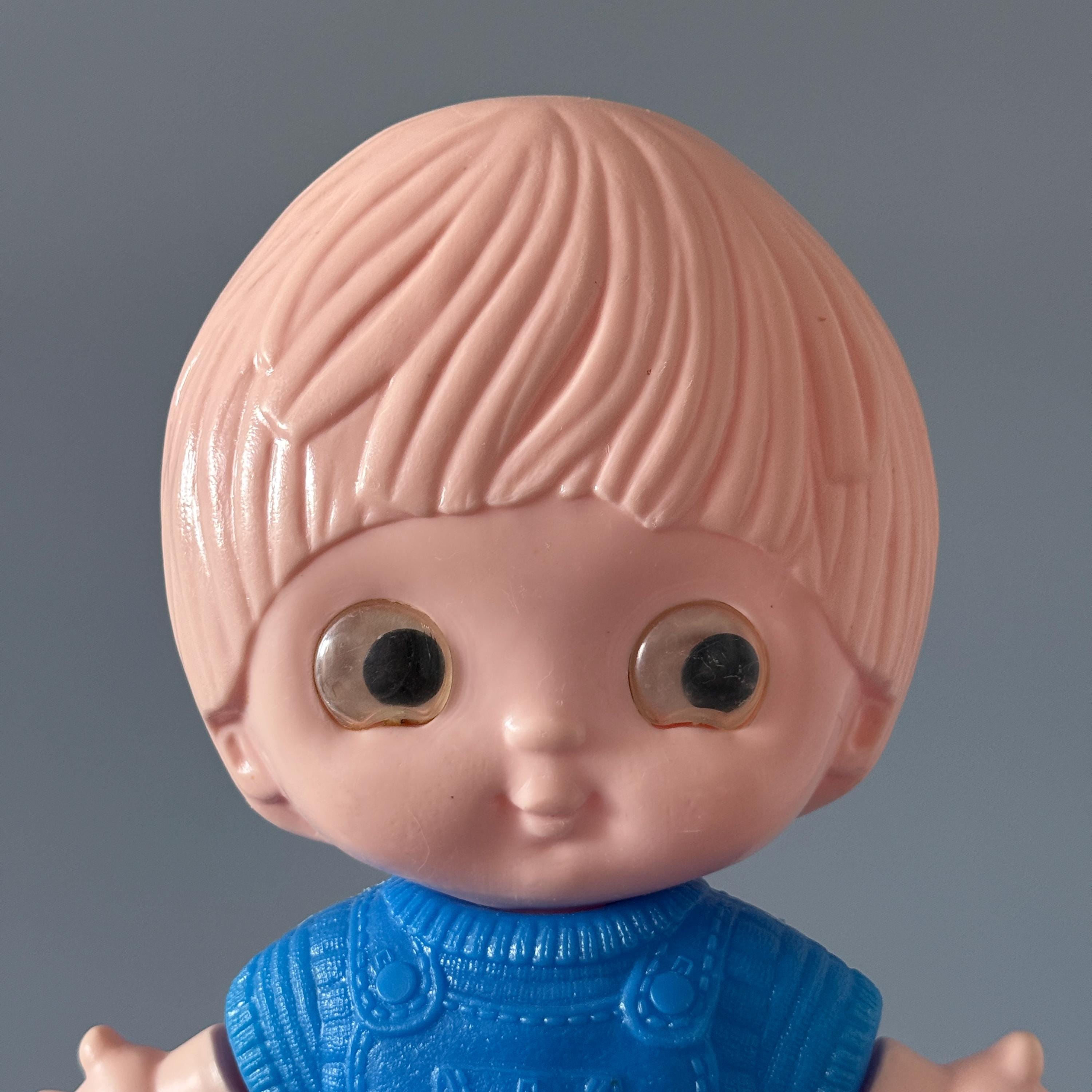 ヴィンテージ ソビエト製プラスチック人形 – 1980年代 ソ連の子供の