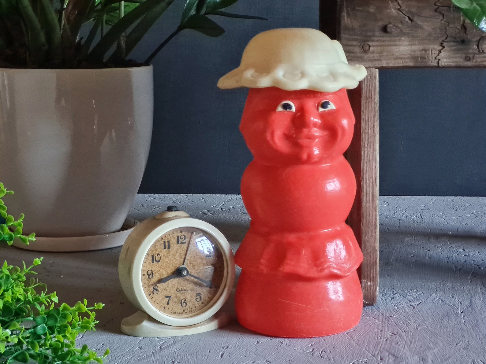 Vintage soviético Contenedor de plástico Almacenamiento de | Etsy