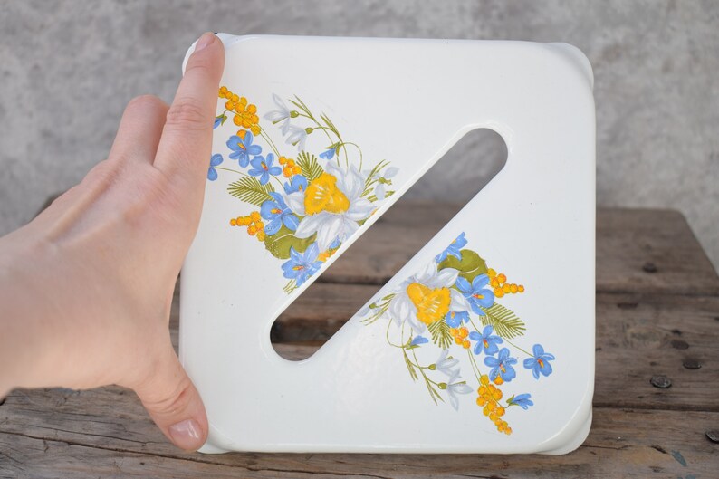 Vintage Cooling Rack Stand Pie Cooling Rack Enamel Trivet Pot White Enamel Soviet Kitchen Enamelware Enamel Hot Stand