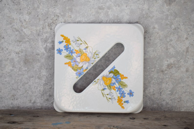 Vintage Cooling Rack Stand Pie Cooling Rack Enamel Trivet Pot White Enamel Soviet Kitchen Enamelware Enamel Hot Stand
