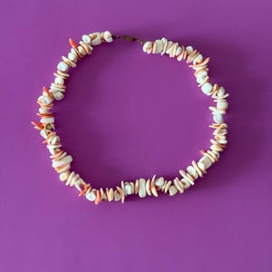 Vintage Natural Shell Necklace | Puka Shell Choker | 1970s Hawaiian Style Jewelry