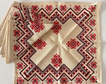 Vintage ukrainska textilservetter (set om 5) – ukrainsk folkbroderistil