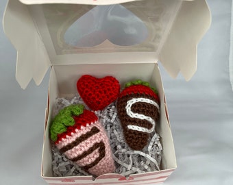 Valentine’s Day Crochet Cat Toy Gift Set