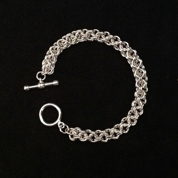 Items similar to Inverted Round Weave Chainmaille Bracelet on Etsy