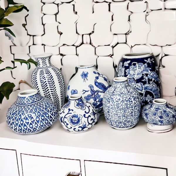Blue and White Vase Set, Chinoiserie Vases, Blue Vase Decor, Blue and White Vase Delft, Bud Vases, Blue Willow Vases for Flowers, Porcelain