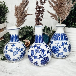 Chinoiserie Vase Set of 3, Hand Painted Blue and White Vases, Artisan Made, Blue Willow China Vases, Blue Handmade Canton Vase Tabletop Set