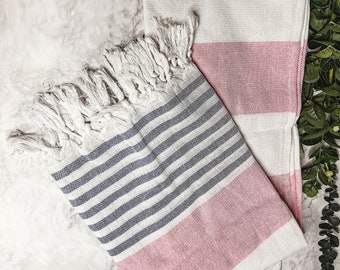 Türkisches Handtuch Wohnkultur, Handtuchwickel für Frauen oder Kinder, Rosa und Blaue übergroße Baumwolltücher, Stranddecke oder Handtuch mit Quasten handgemacht