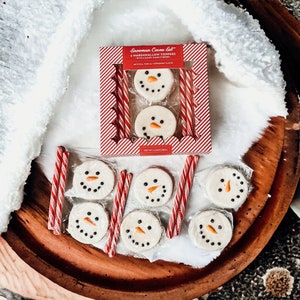 Marshmallow Mug Toppers Gift Set, Christmas Marshmallows For Hot Cocoa Bombs, Sweets for Stocking Stuffers, Snowman Marshmallows + Stirrers