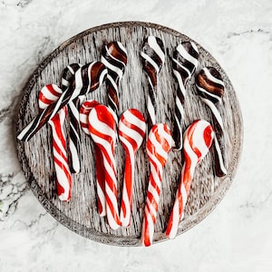 Christmas Spoons, Edible Candy Spoons in 3 Flavor Choices, Candy Spoons for Hot Cocoa Bombs + Holiday Parties, Sweets for Stocking Stuffers