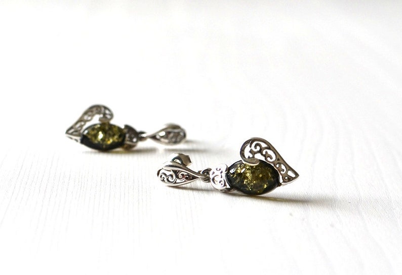 dangle amber earrings heart earrings amber jewelry green gemstone earrings love earrings green Amber Earrings amber love gift