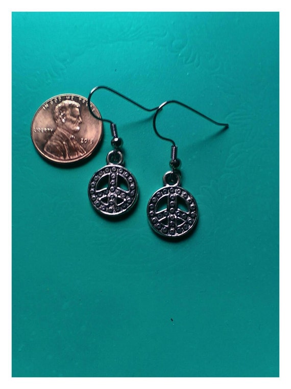 Items similar to Peace Earrings, Peace Symbol, Peace Sign, Silver ...