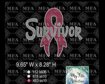 Könnte beinhalten: Rosa Schleife mit dem Wort "SURVIVOR" in Strasssteinen. Das Design ist 9,65 Zoll breit und 8,28 Zoll hoch. Es besteht aus 152 ss06, 678 ss10 und 483 ss10 Strasssteinen für insgesamt 1313 Strasssteine.