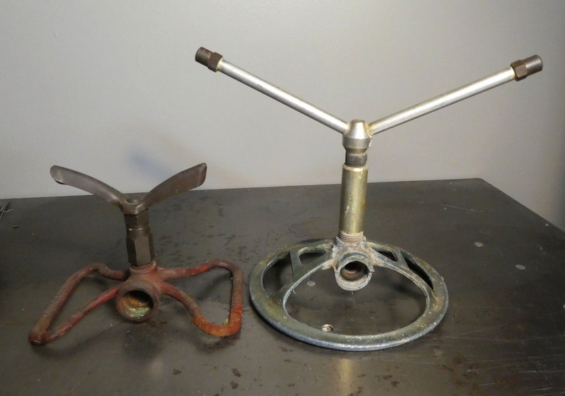 2 Vintage Lawn Spinning Grass Water Sprinklers Garden Hose