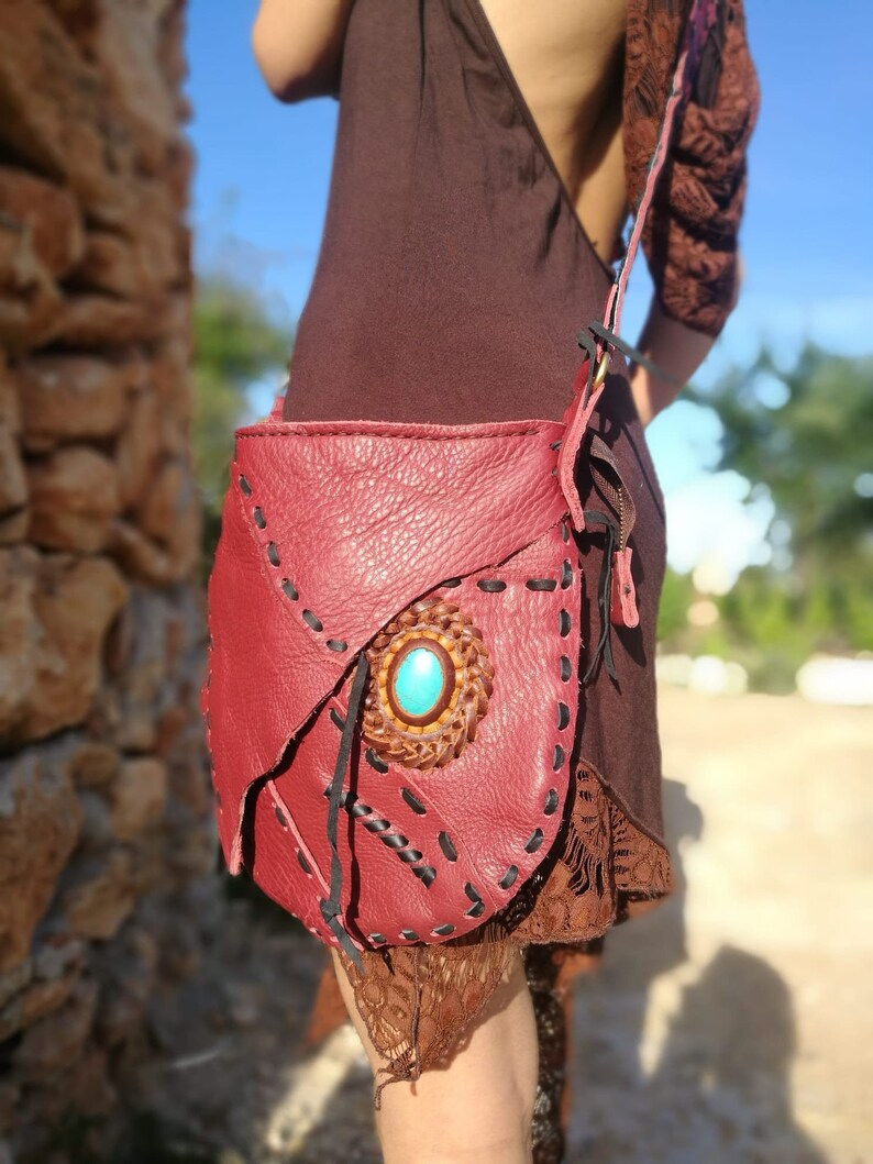 leather purse with turquoise stone